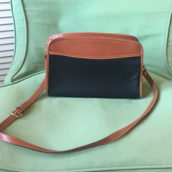 Dooney & Bourke Leather Purse; Made in the USA 🇺🇸 - Picture 3 of 7